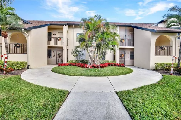 Fort Myers, FL 33919,8595 Charter Club CIR #4