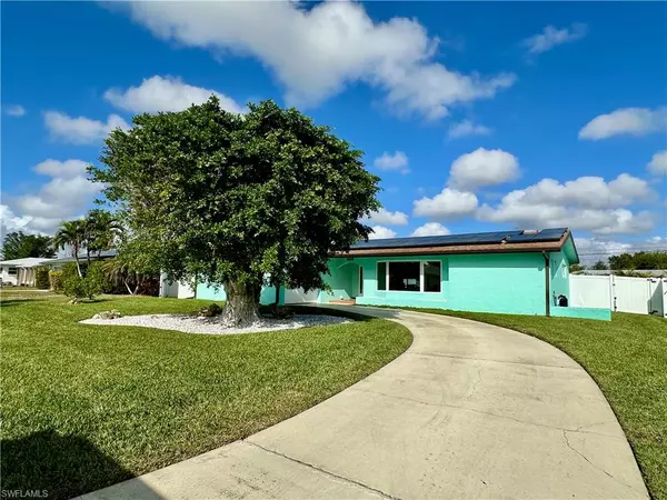 233 SE 47th ST, Cape Coral, FL 33904