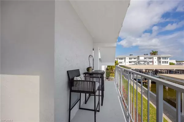 Naples, FL 34102,1100 8th AVE S #226G