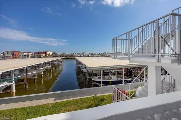 Naples, FL 34102,1100 8th AVE S #226G