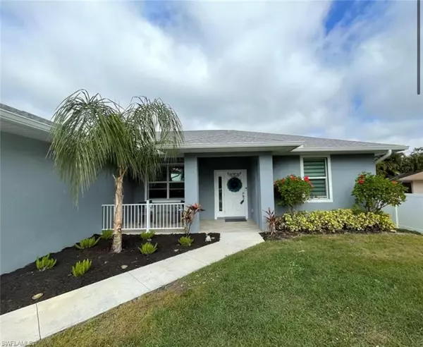 8153 Harrisburg DR, Fort Myers, FL 33967