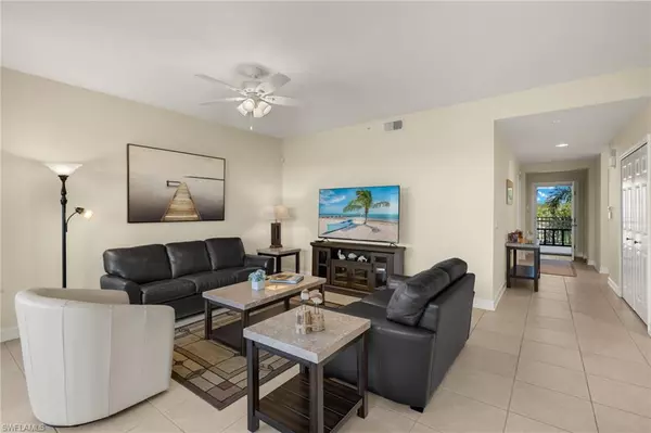 Estero, FL 33928,20930 Island Sound CIR #305