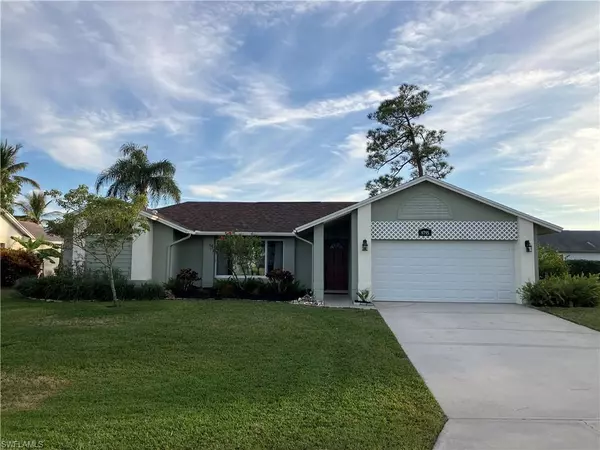 9795 Country Oaks DR, Fort Myers, FL 33967