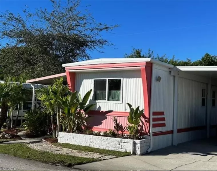 135 Moorhead MNR #135, Naples, FL 34112