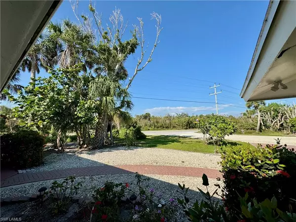 Sanibel, FL 33957,9225 Belding DR