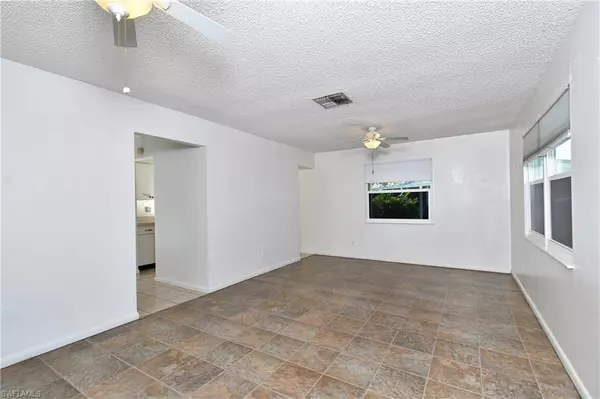 Lehigh Acres, FL 33936,3 Desert Candle CIR