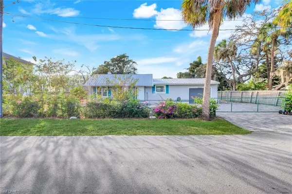 10641 Dean ST, Bonita Springs, FL 34135