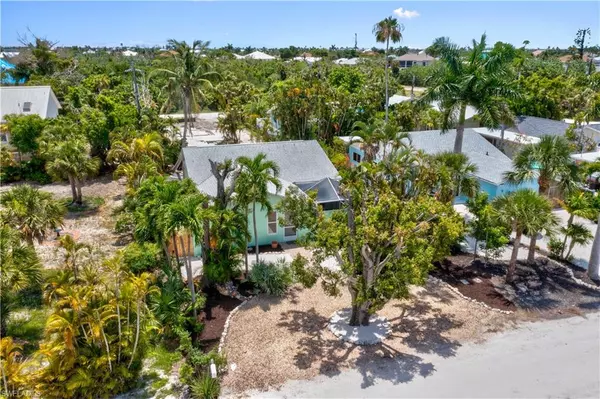 Sanibel, FL 33957,534 Piedmont RD