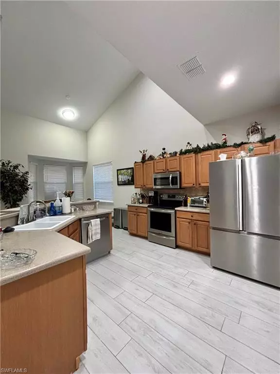 Naples, FL 34119,8413 Hollow Brook CIR