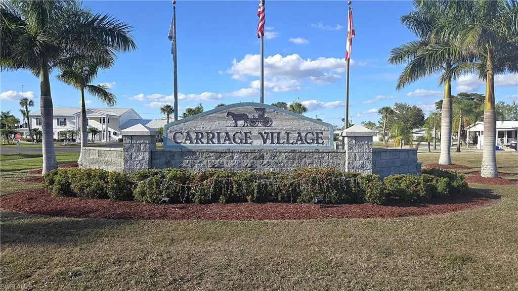 216 Captains WALK, North Fort Myers, FL 33917