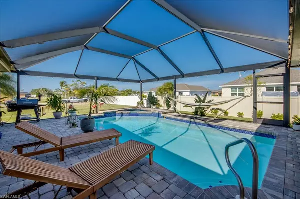 2535 NW 6th TER, Cape Coral, FL 33993