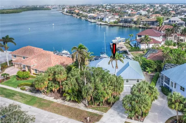 Marco Island, FL 34145,719 Austin CT