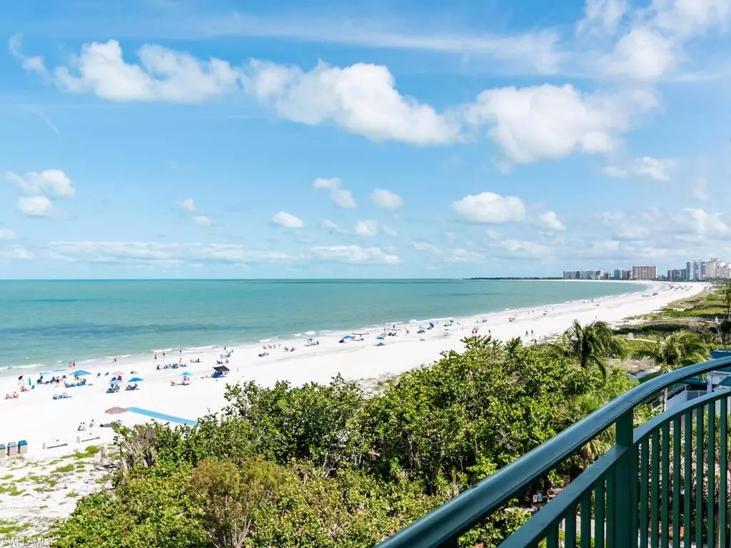 Marco Island, FL 34145,930 Cape Marco DR #506