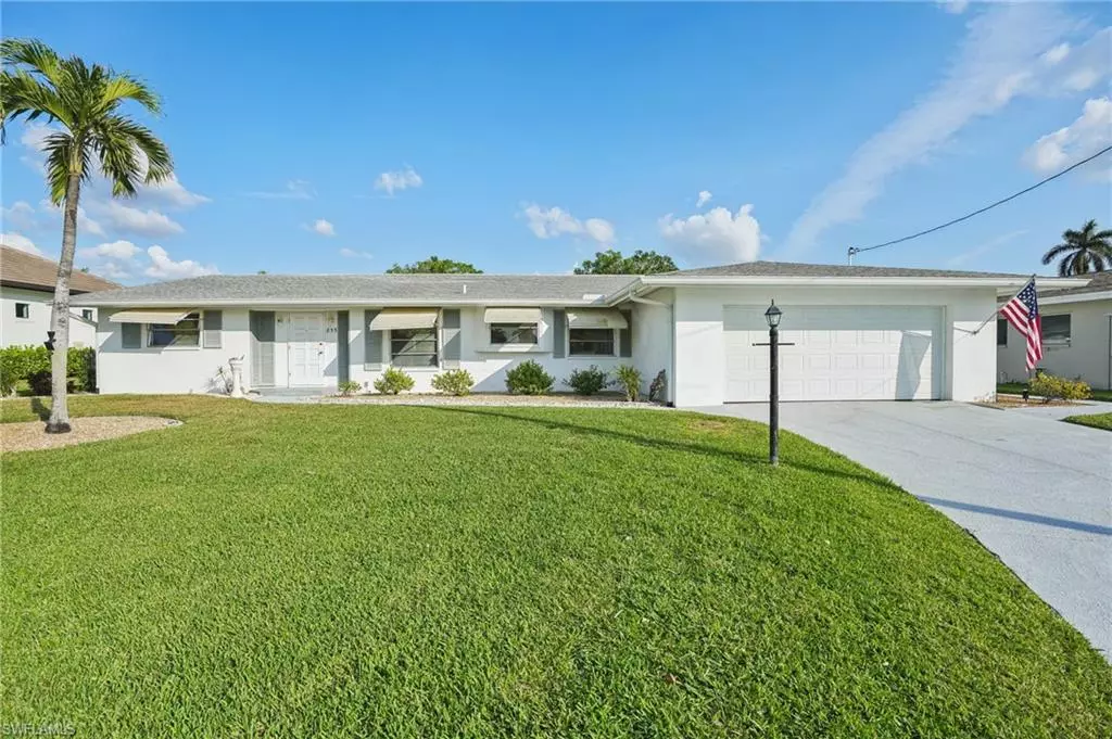 Cape Coral, FL 33904,855 Miramar CT