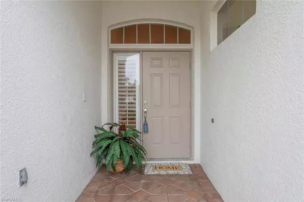 Naples, FL 34104,1219 Chelmsford CT #74