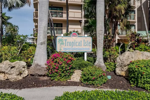 845 COLLIER CT #502, Marco Island, FL 34145