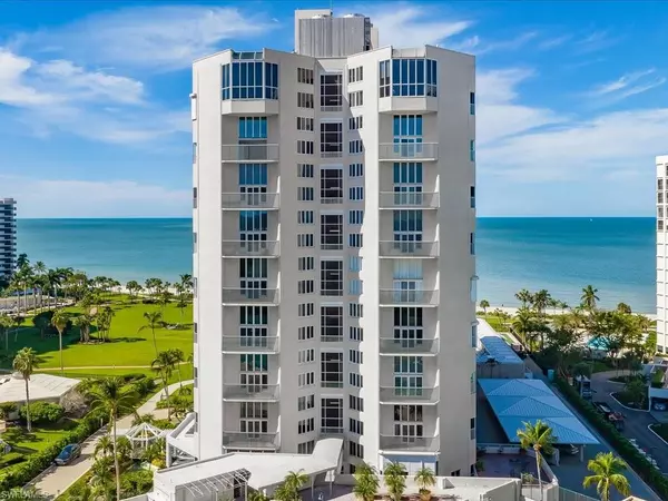 4041 Gulf Shore BLVD N #1108, Naples, FL 34103