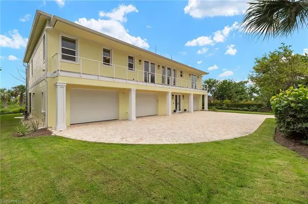 Sanibel, FL 33957,4988 Joewood DR