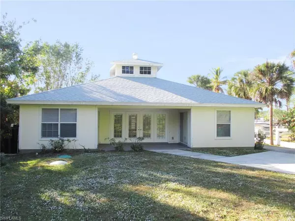 Naples, FL 34117,1040 39th ST SW