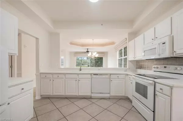 Naples, FL 34114,3964 Bishopwood CT E #1-106