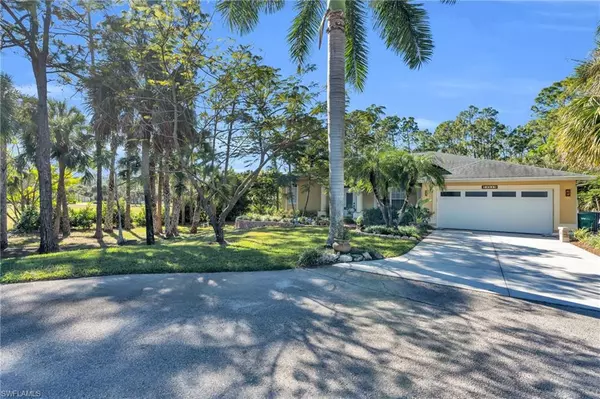 Naples, FL 34119,13815 Collier BLVD W