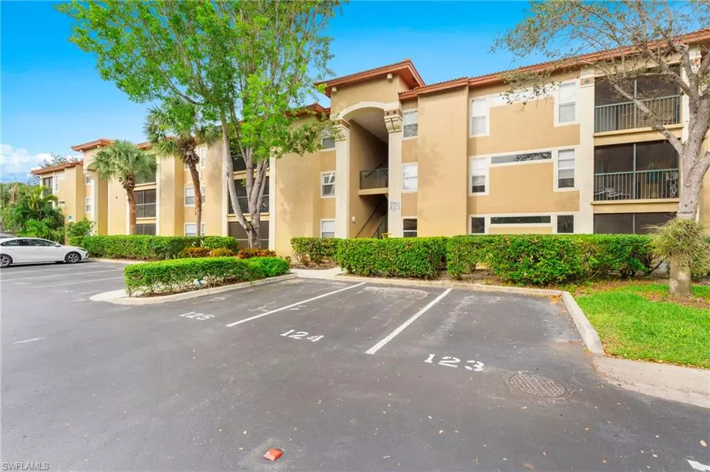 Bonita Springs, FL 34135,8950 Colonnades CT E #815