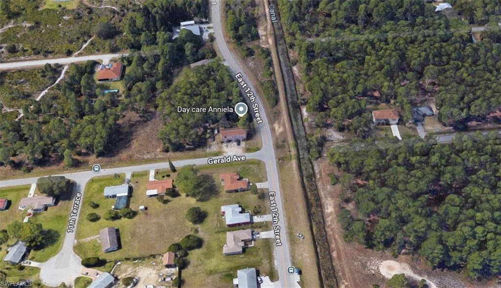 Lehigh Acres, FL 33972,1207 Gerald AVE