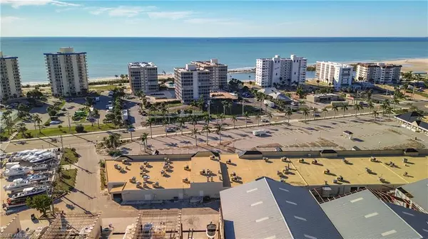 Fort Myers Beach, FL 33931,7148 Estero BLVD #723