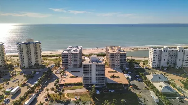 Fort Myers Beach, FL 33931,7148 Estero BLVD #723