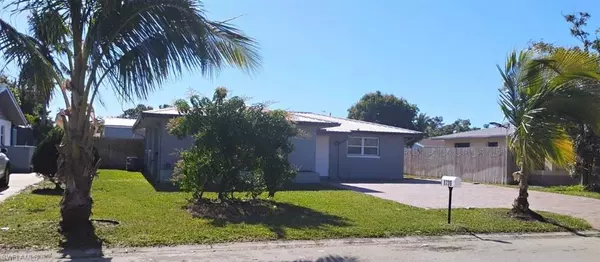 1736 Framingham CT, Fort Myers, FL 33907