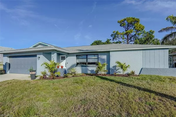 305 SE 14th TER, Cape Coral, FL 33990