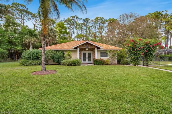 Naples, FL 34105,2347 Coach House LN