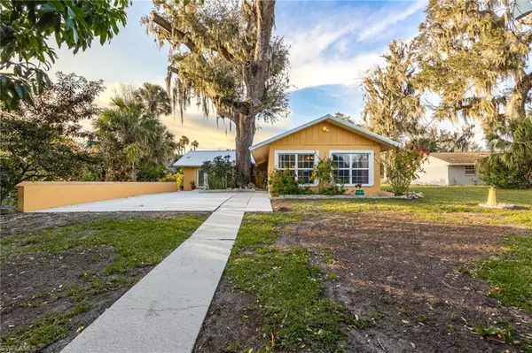 Labelle, FL 33935,617 Caloosa Estates DR