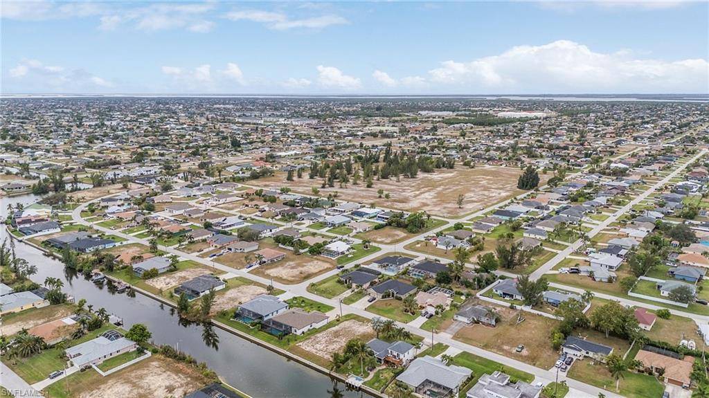 Cape Coral, FL 33914,2933 SW 11th PL