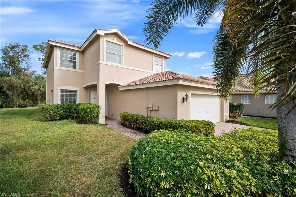 Naples, FL 34119,1384 Areca CV