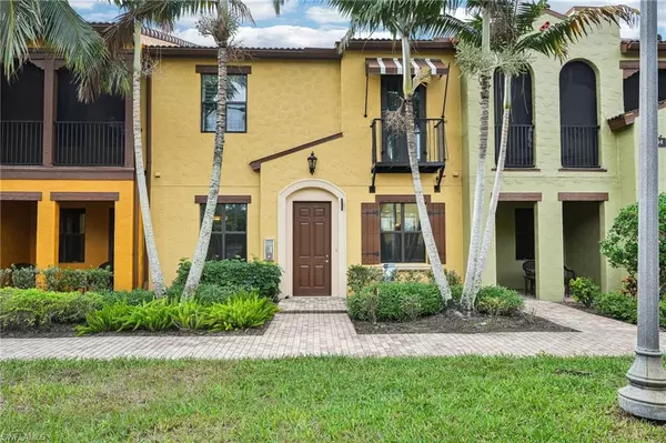 9064 Capistrano ST N #5004, Naples, FL 34113