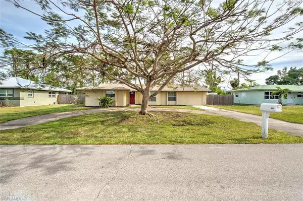 8856 Fordham ST, Fort Myers, FL 33907