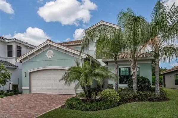 4546 Kensington CIR, Naples, FL 34119