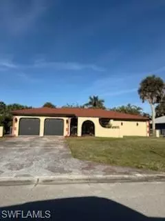 173 Pebble Beach CIR, Naples, FL 34113