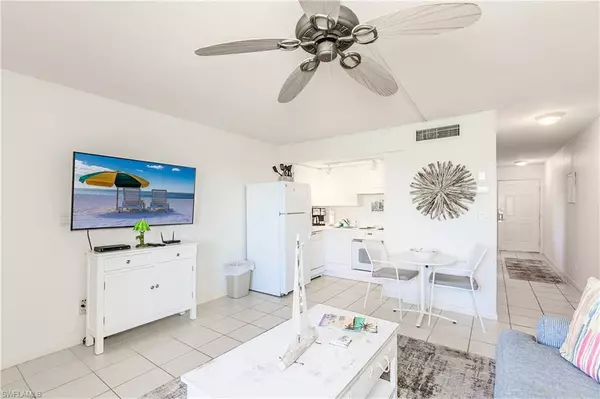 Marco Island, FL 34145,901 S Collier BLVD #413