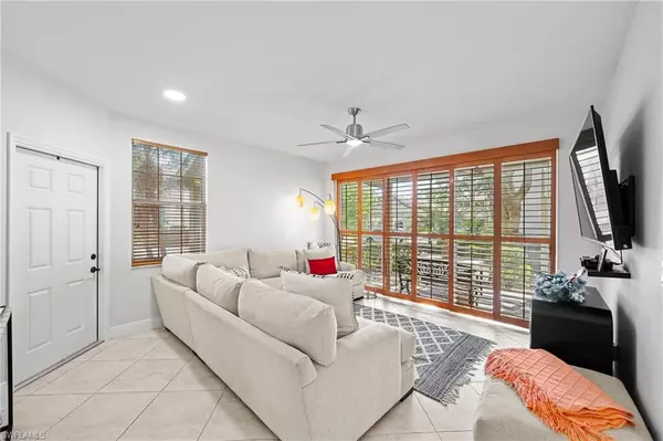 Naples, FL 34109,3780 Fieldstone BLVD #301