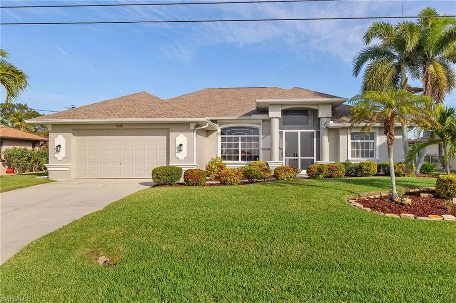 1915 SE 2nd ST, Cape Coral, FL 33990