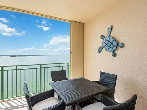 Marco Island, FL 34145,970 CAPE MARCO DR #802