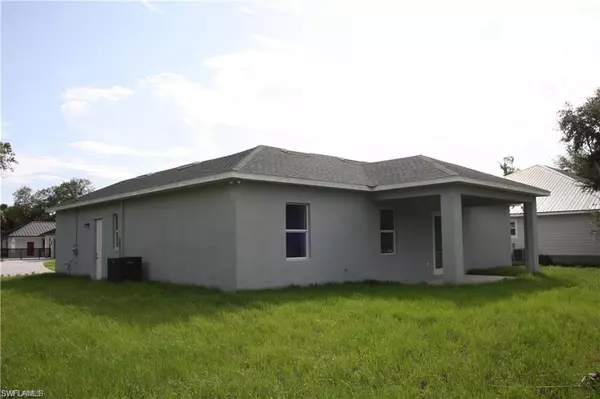 Labelle, FL 33935,1042 N Bronze CT