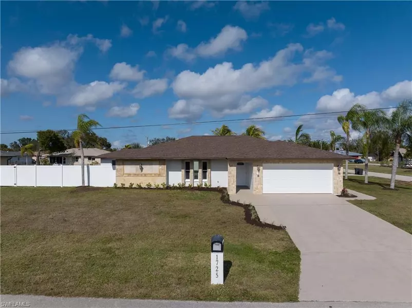 1725 SE 3rd ST, Cape Coral, FL 33990