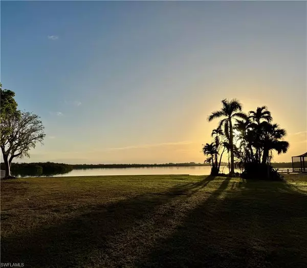 Marco Island, FL 34145,945 Caxambas DR