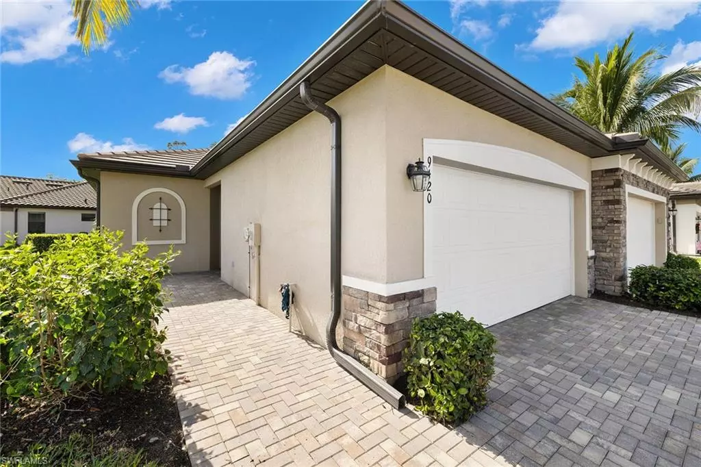 Naples, FL 34120,9120 Glenforest DR