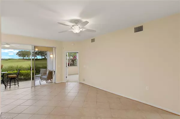 Fort Myers, FL 33905,3030 Meandering WAY #101