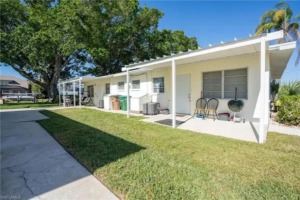 Cape Coral, FL 33904,4916 Vincennes ST #1