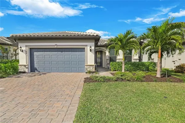 10439 Ventana LN, Naples, FL 34120